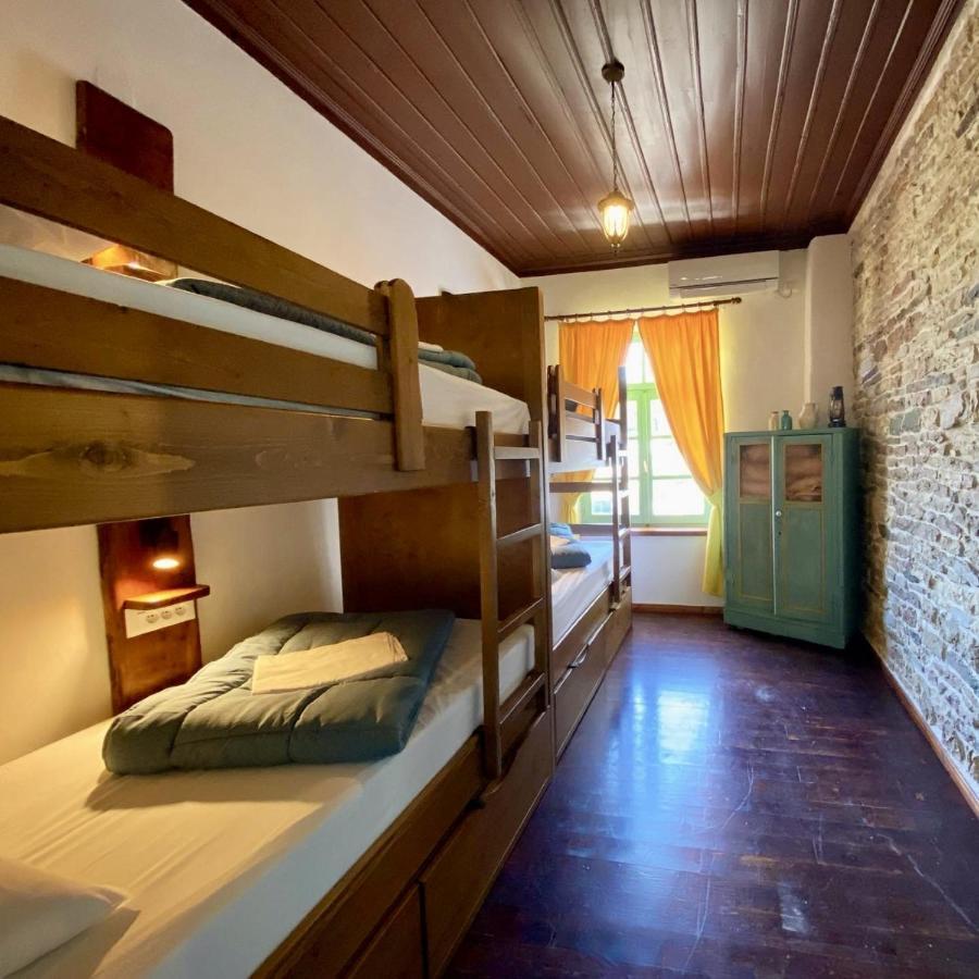 Stone City Hostel Gjirokastër Eksteriør bilde