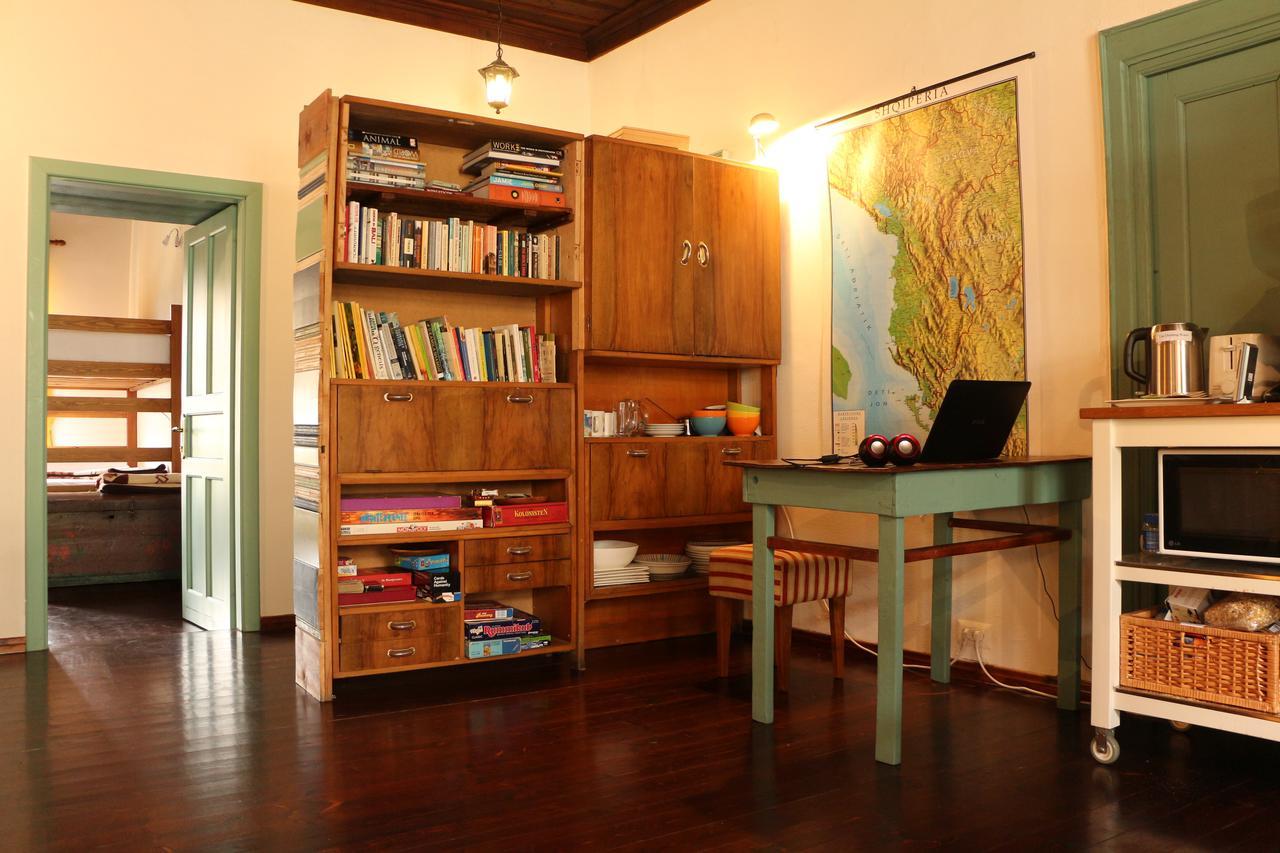 Stone City Hostel Gjirokastër Eksteriør bilde